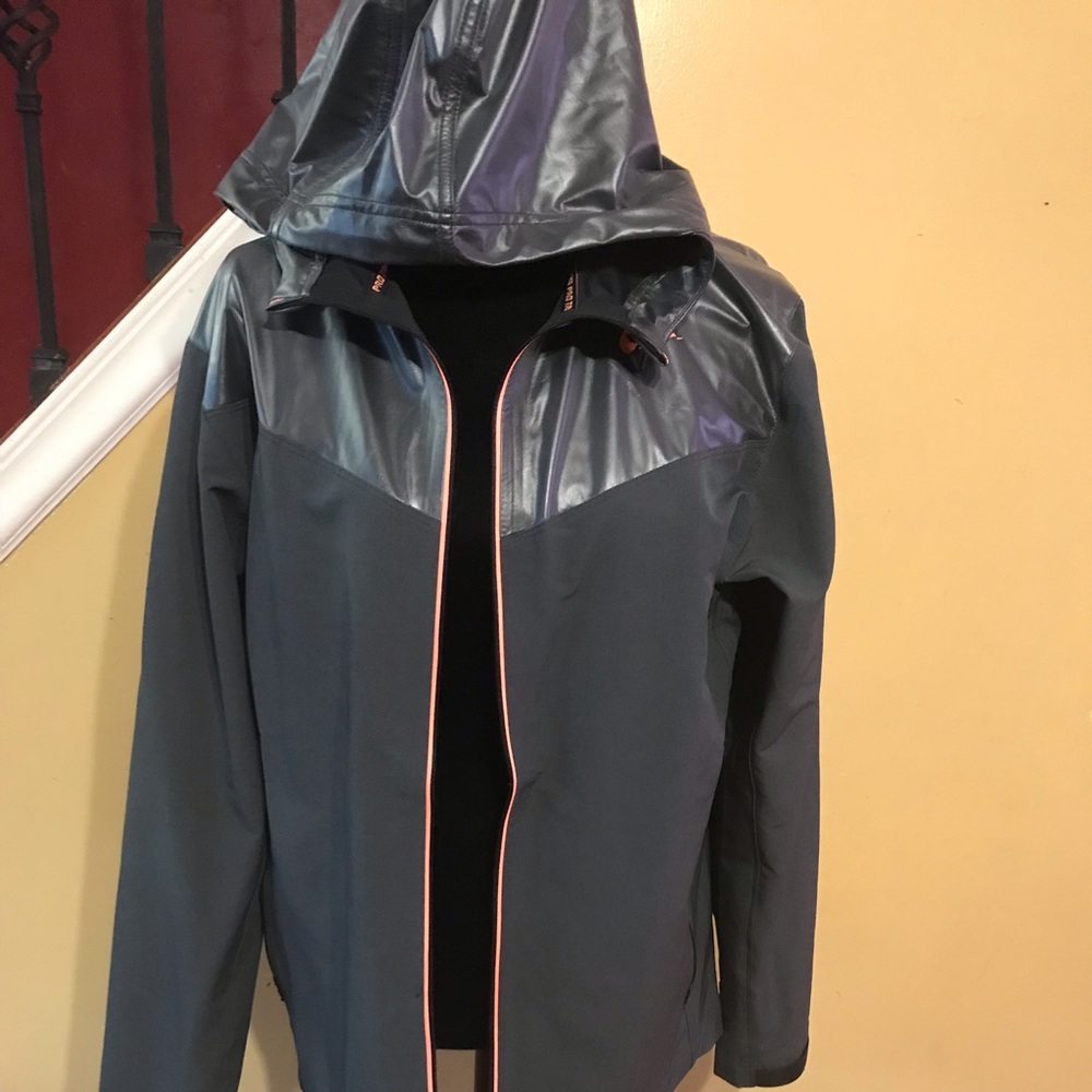 Nike windbreaker jacket